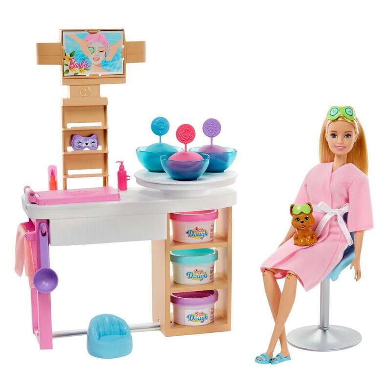 Mattel - Set de joaca O zi la salonul Spa , Barbie