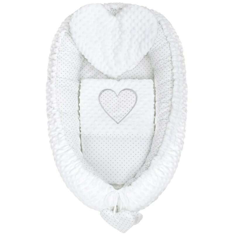 Set 3 piese New Baby Luxury Baby Nest cu paturica si pernuta in forma de inima Minky Heart White